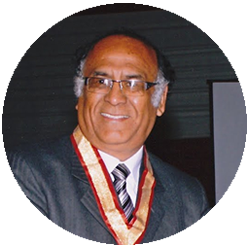 Mg. Iván Felipe la Riva Vegazzo